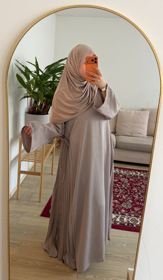 Robe Yasmine